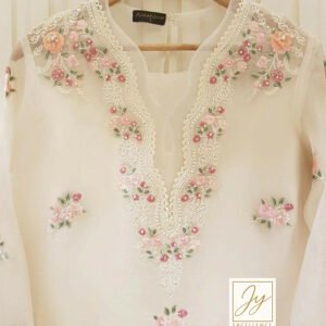 Ladies Shalwar Kameez